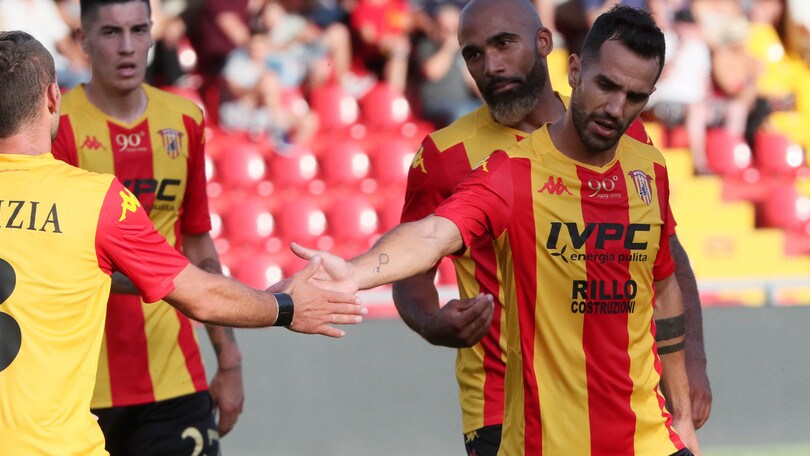 Benevento a forza 6 con il Castrovillari: doppietta per Marco Sau