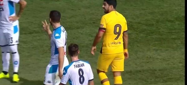 Manolas a Suarez: "Ne hai presi tre, a casa"