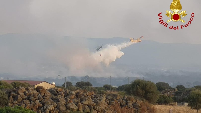 Incendio nel Nuorese, mille ettari in fumo