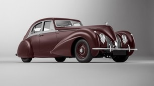 Bentley Corniche, ricostruita da zero la sportiva del '39: le immagini