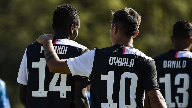 Juve, Dybala incanta a Villar Perosa