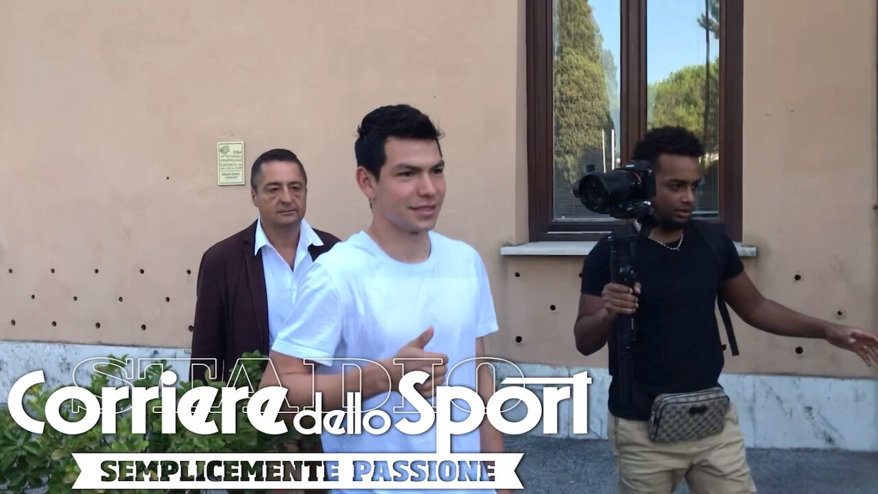 Napoli, Lozano a Villa Stuart per le visite mediche