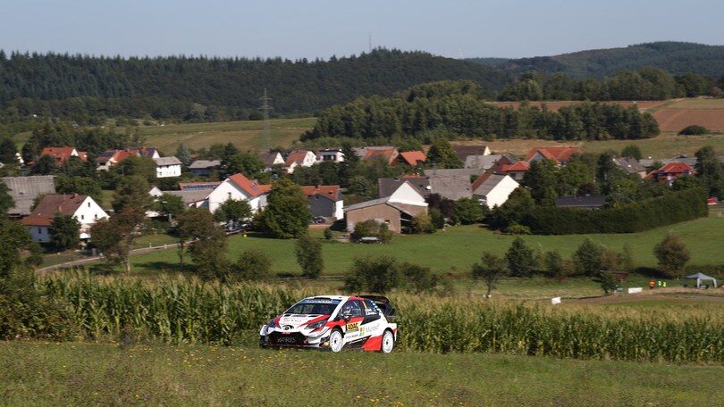 Rally, Germania: Tanak al comando dopo la prima giornata, Ogier terzo