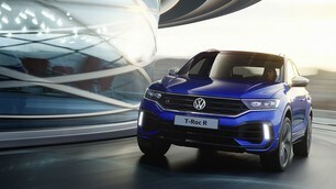 Volkswagen T-Roc R: le foto