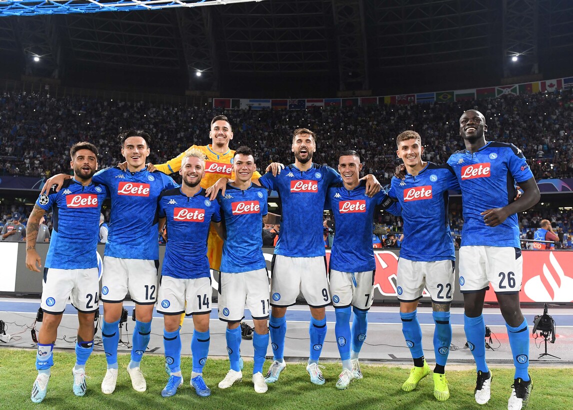 Napoli, una notte di festa: il San Paolo diventa come Anfield