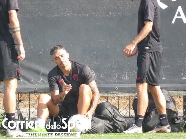 Roma, allenamento di rifinitura pre Basaksehir. Out Smalling