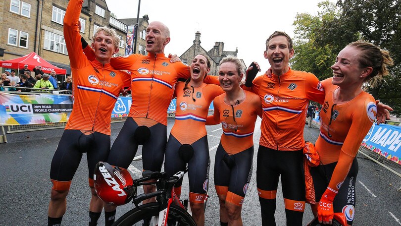 Mondiali ciclismo: all'Olanda la crono mista a squadre, Italia quarta