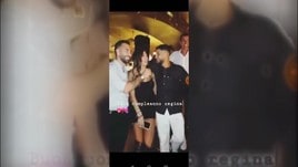 Lorenzo Insigne canta al compleanno della moglie