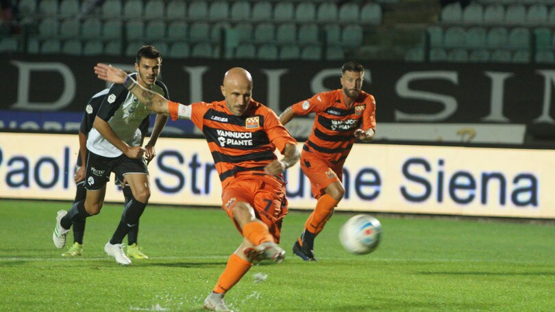 Serie C Picerno-Bari 0-1. Simeri firma la prima vittoria di Vivarini