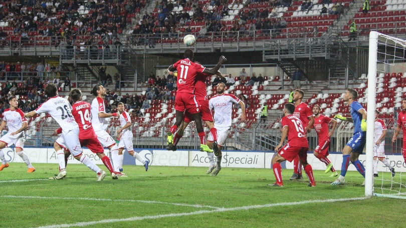 Serie C Picerno-Bari 0-1. Simeri firma la prima vittoria di Vivarini