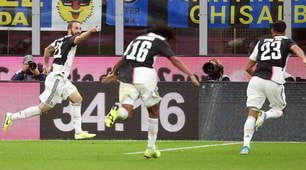 Higuain stende l'Inter e manda la Juve in testa