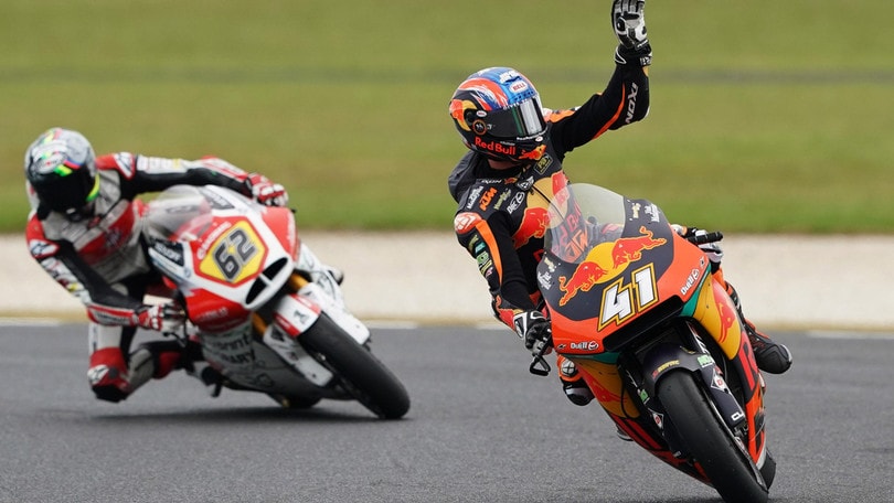Moto2: Binder trionfa in Australia, Marquez solo ottavo