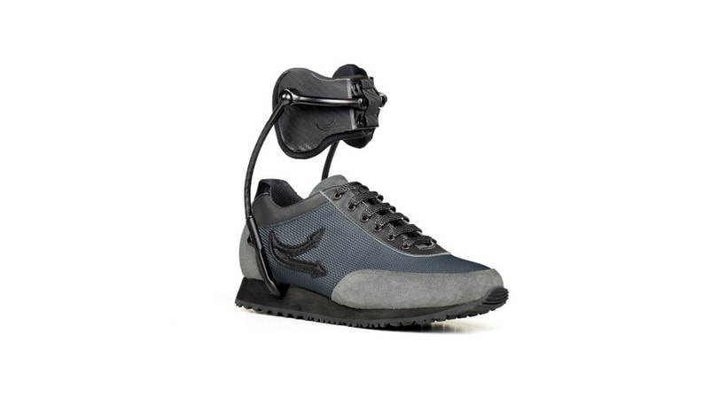 Grin Shoes: le scarpe “Alate” con supporto tibiale per camminare e non solo