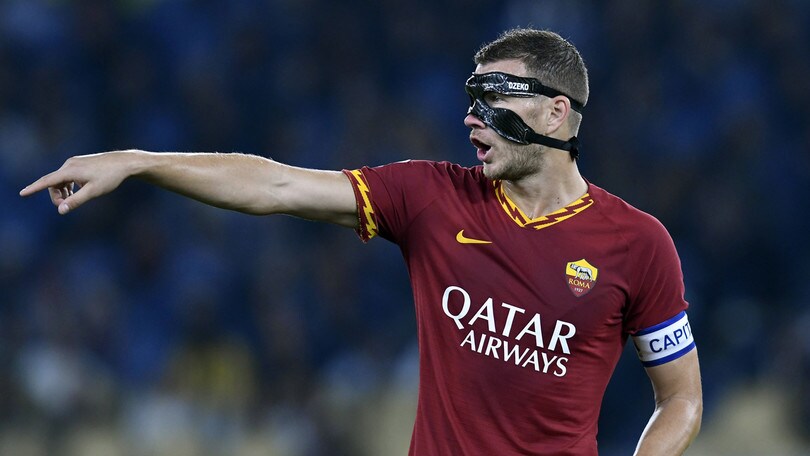 Psg, Icardi batte Immobile: per il Cies è l'attaccante top di ottobre. Out Ronaldo