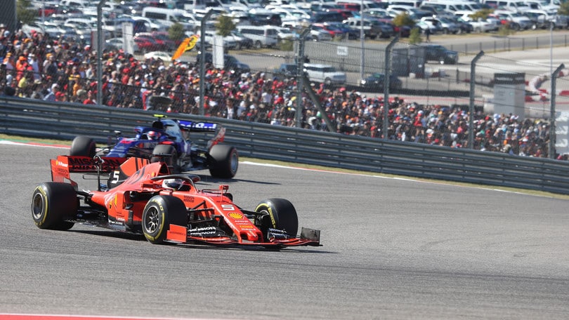 Vettel: "Problema strutturale, non so cosa sia successo"
