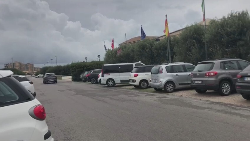 Niente ritiro, i calciatori del Napoli lasciano Castel Volturno