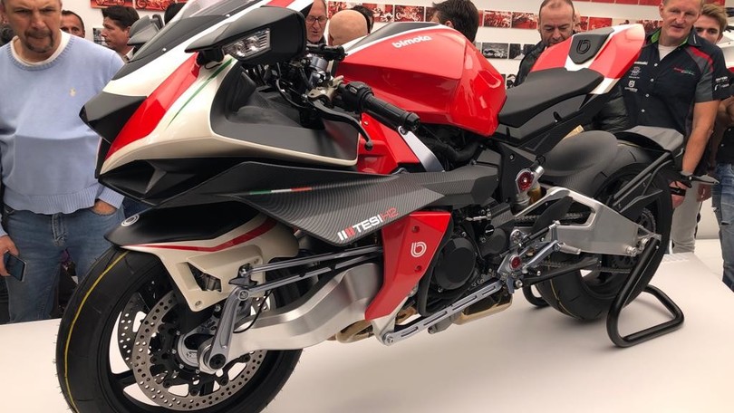 Bimota TESI H2, la supersportiva illumina EICMA 2019