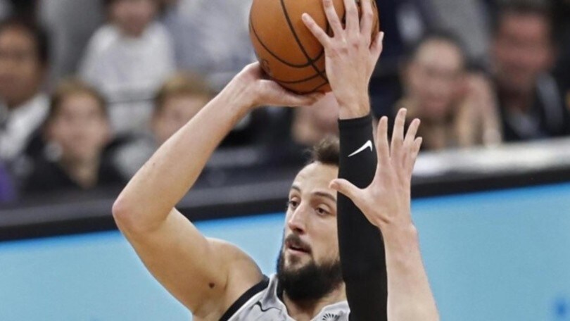 Nba, Belinelli non basta a San Antonio. Doncic da record