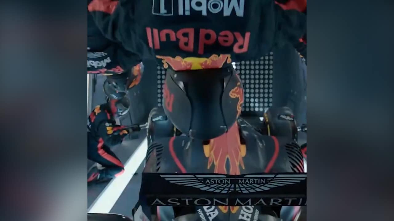 Il cambio gomme Red Bull senza forza di gravità