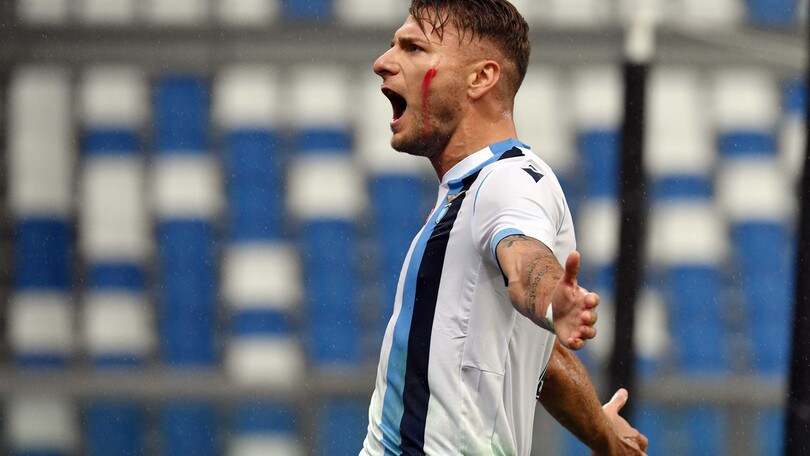 Immobile fa 15 in Serie A: l'attaccante della Lazio ancora a segno!