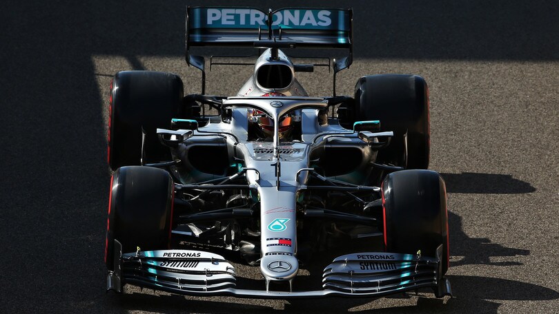Gp Abu Dhabi: Verstappen precede Hamilton nelle libere 3