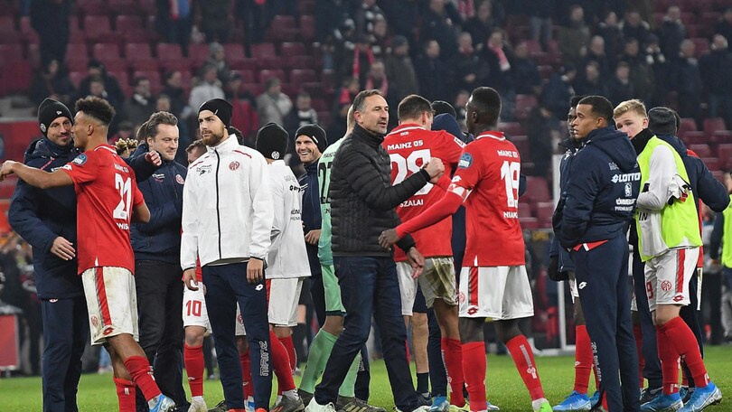 Bundesliga, il Magonza risale la china. Eintracht ko