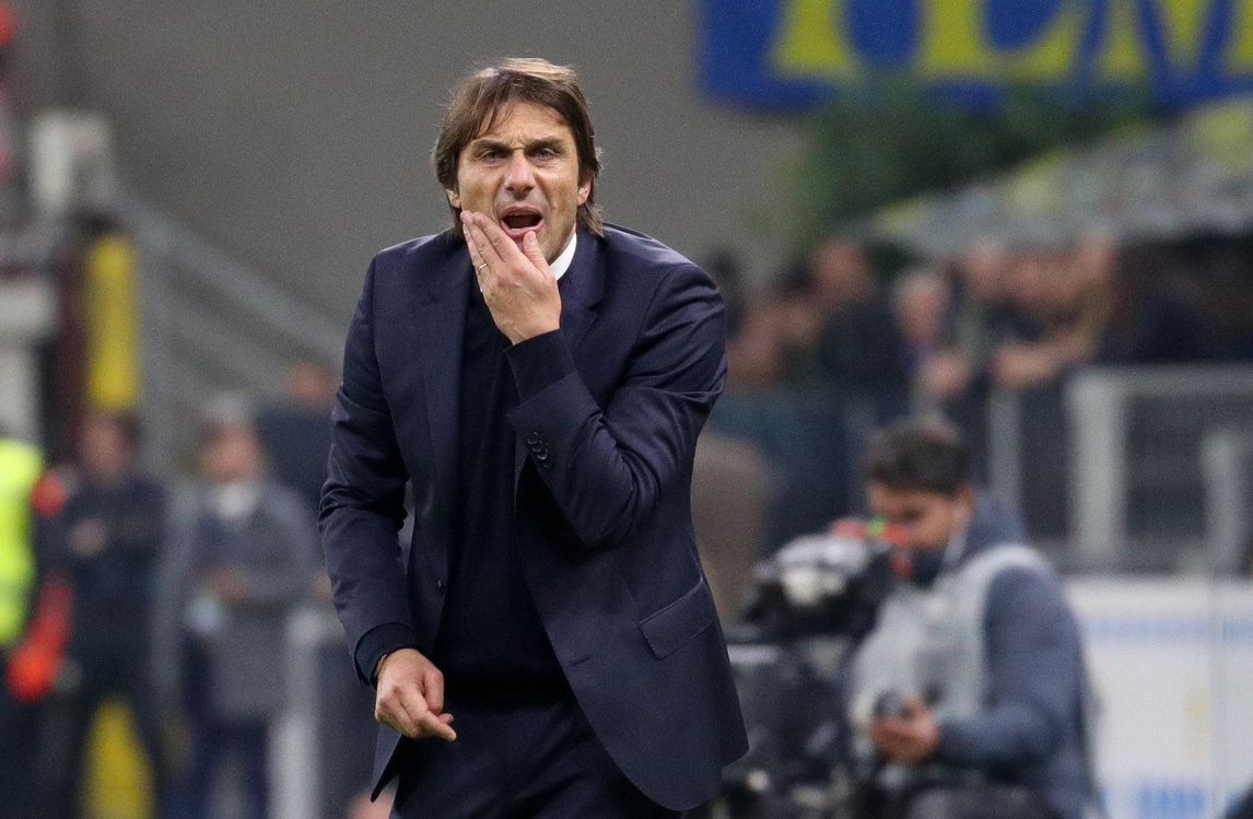 Conte: “Scudetto obbligatorio per l'Inter? Sorrido...“