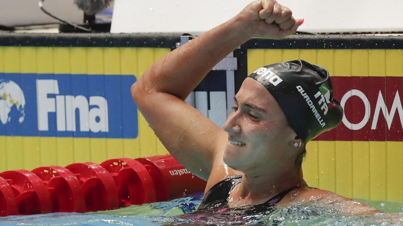 Quadarella d'oro agli Europei in vasca corta, bronzo per la Caramignoli