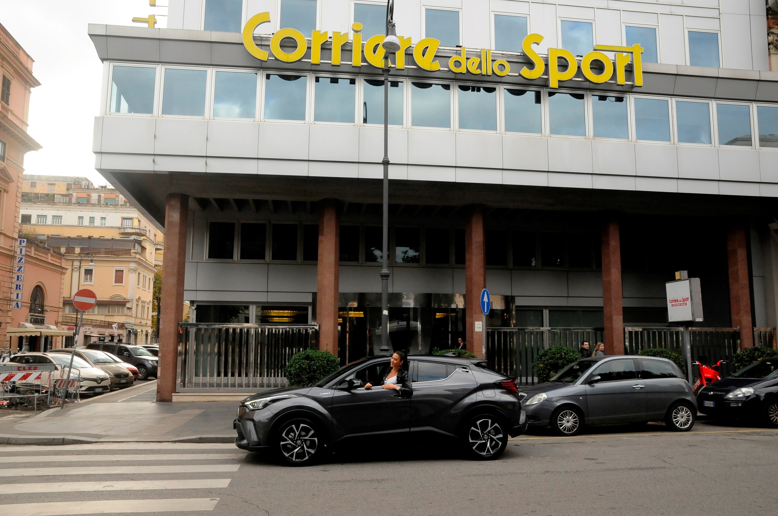 Toyota C-HR Hybrid: la festa continua!