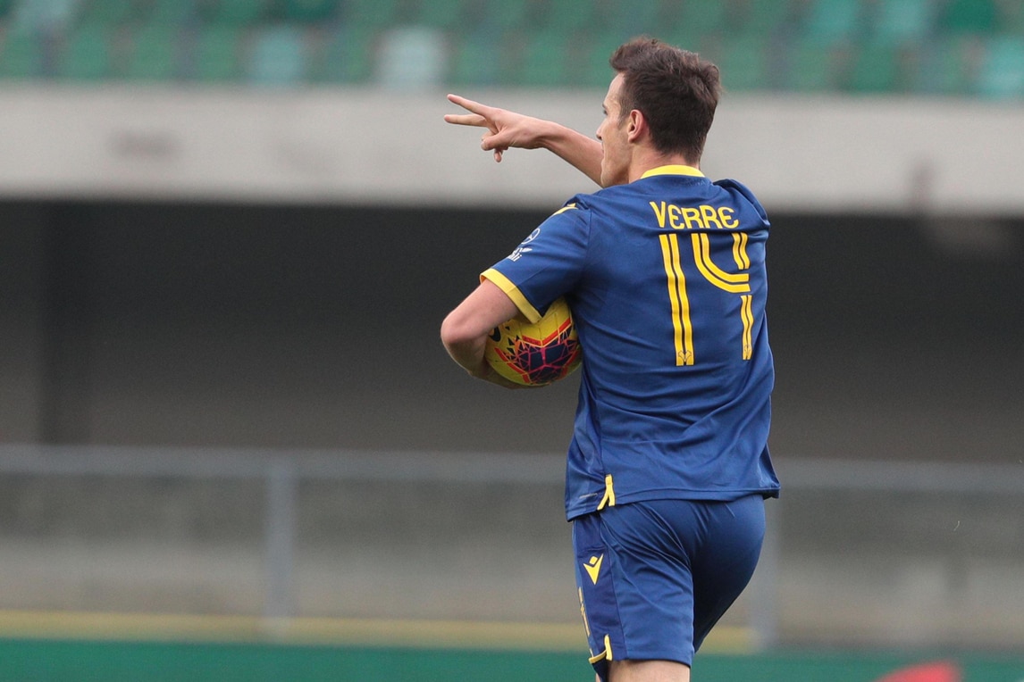 La squadra di Mazzarri prima cala il tris con la doppietta di Ansaldi e il gol di Berenguer, poi si fa incredibilmente rimontare da Pazzini, Verre e Stepinski. Al 73' torna in campo Belotti