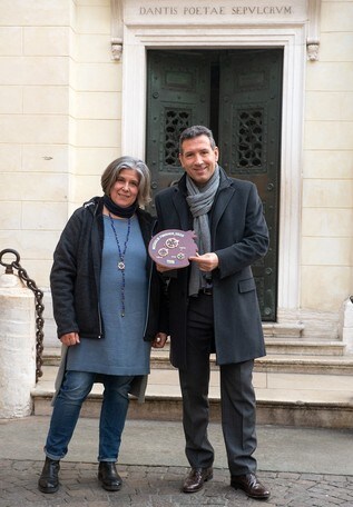 E' dedicata a Dante Alighieri la medaglia della prossima Maratona di Ravenna Città d'Arte