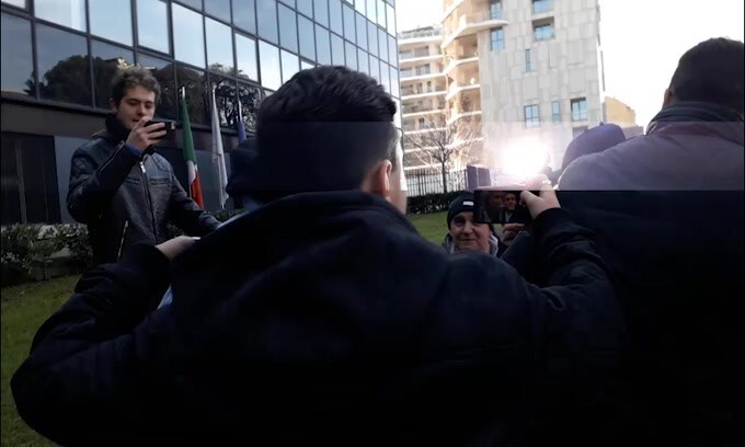 Ashley Young, finita prima parte di visite