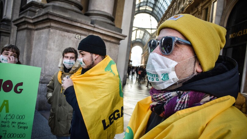Milano, Flash mob Fridays for Future per l'Australia