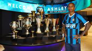 Inter, Ashley Young è carico: un nuovo esterno per Conte