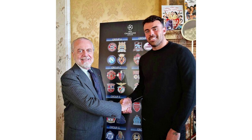 Petagna al Napoli, è ufficiale: "Per me è un sogno". Resterà alla Spal fino a giugno