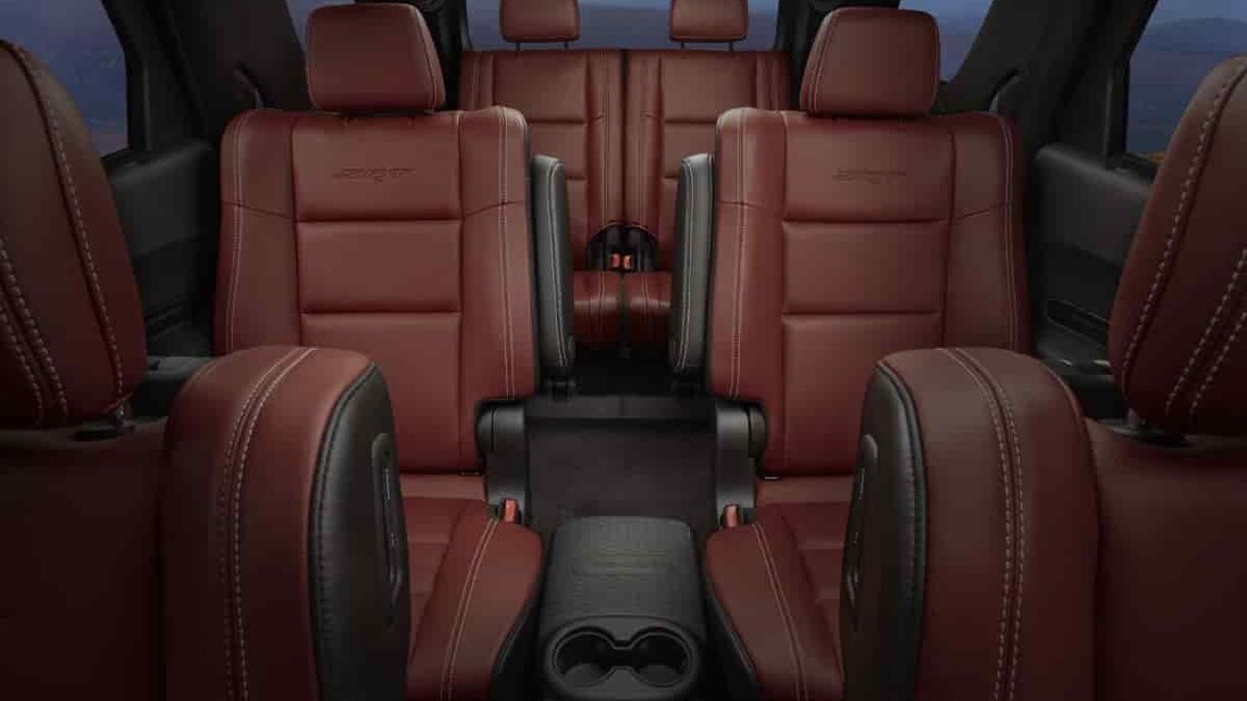 Il SUV spinto dal V8 HEMI debutta al Salone di Chicago