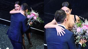Ronaldo e Georgina, un bacio al Festival di Sanremo