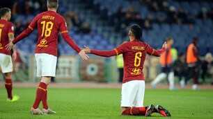 La Roma si sveglia tardi: il Bologna fa festa all'Olimpico