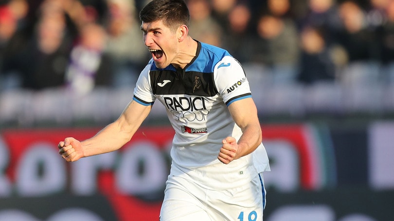 Fiorentina-Atalanta 1-2. Magia di Chiesa, ma la decide Malinovskyi