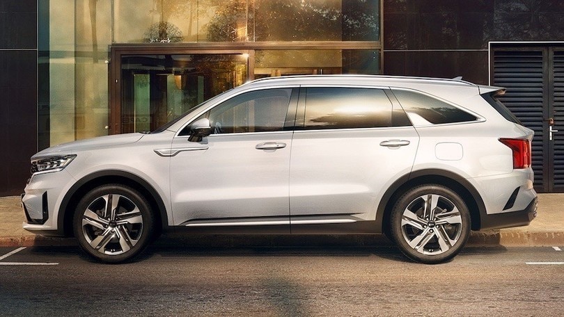 Nuova Kia Sorento, le prime foto ufficiali