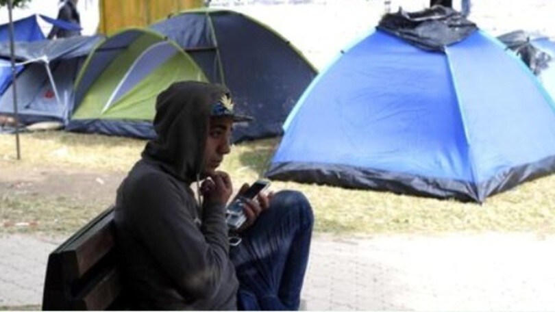 Migranti, la Croazia erige una barriera di 3 metri al confine con la Bosnia