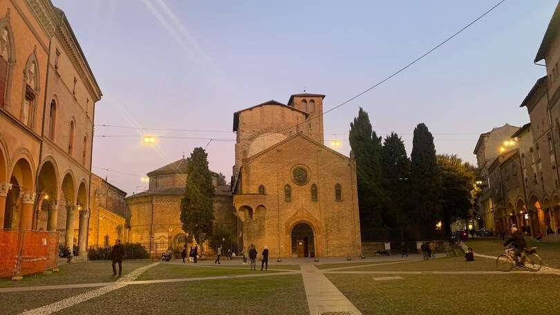 PerCorsi oggi vi porta a visitare Bologna