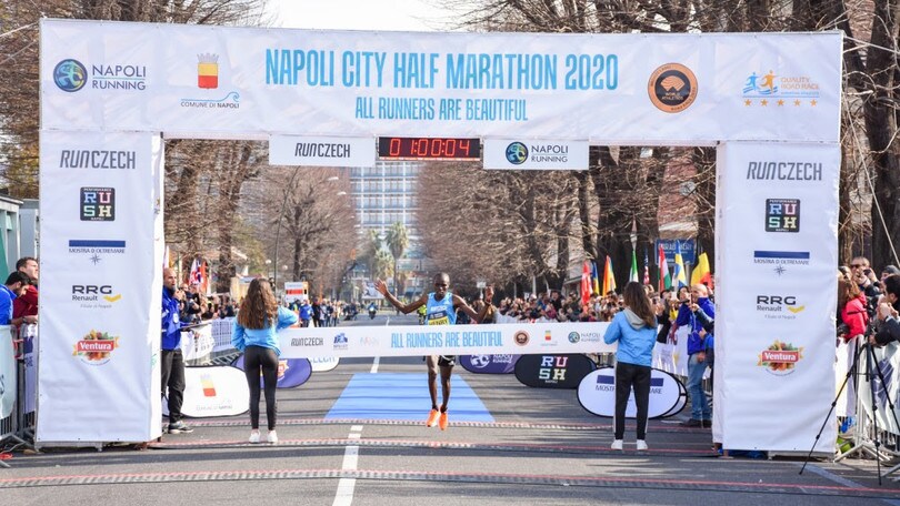 Napoli City Half Marathon, veloce e bellissima, primato femminile del percorso