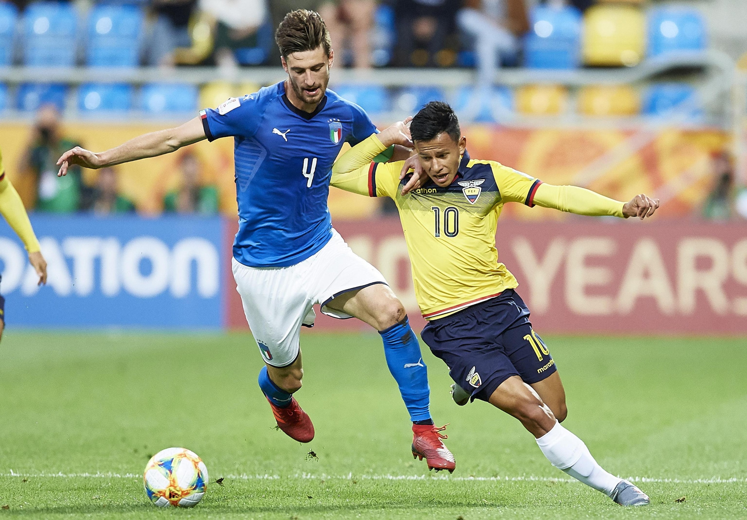 ユーロ サッカー 長袖 ユニフォーム
