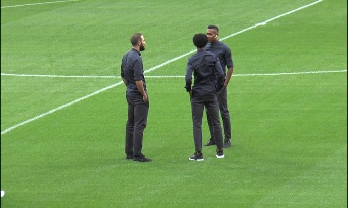 Juve, Higuain torna in Argentina dalla madre