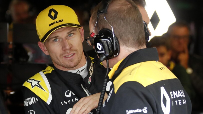 F1, Gp Bahrain virtuale: vince Zhou con la Renault, Norris quinto