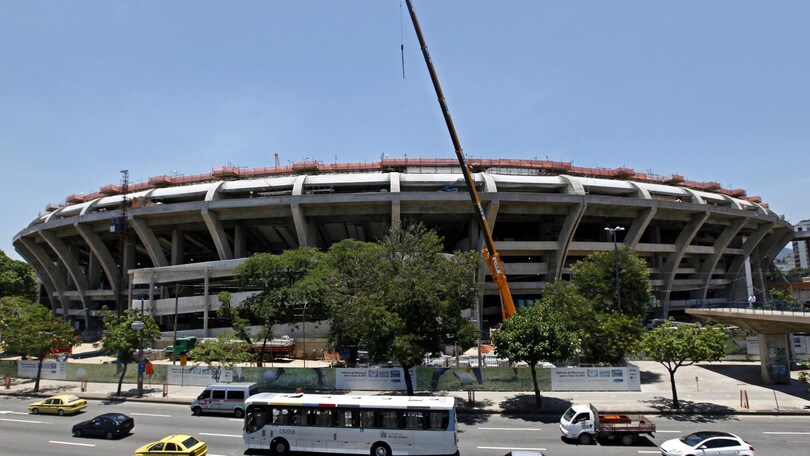 Il Maracanà trasformato in un ospedale da campo