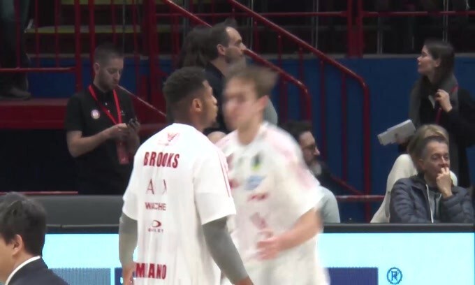 Coronavirus, Olimpia Milano donerà 1 mln agli ospedali lombardi