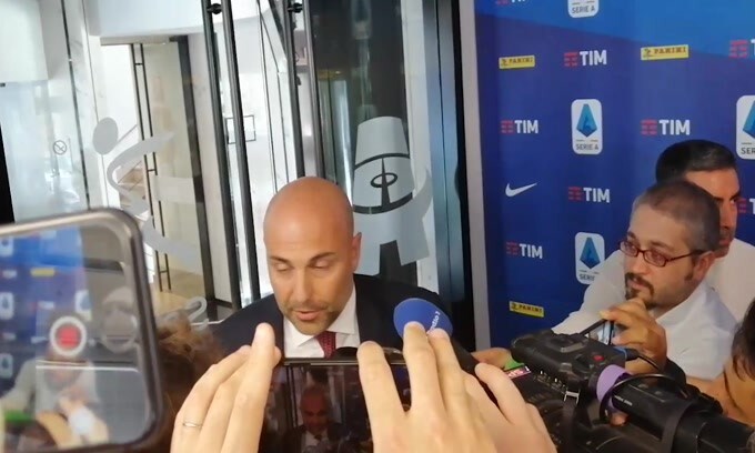 Il Cagliari rinuncia a un mese di stipendio