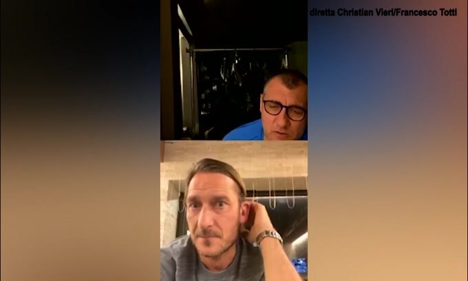 Totti: "Zeman? É dentro casa quando vado a fare le scale per allenarmi"